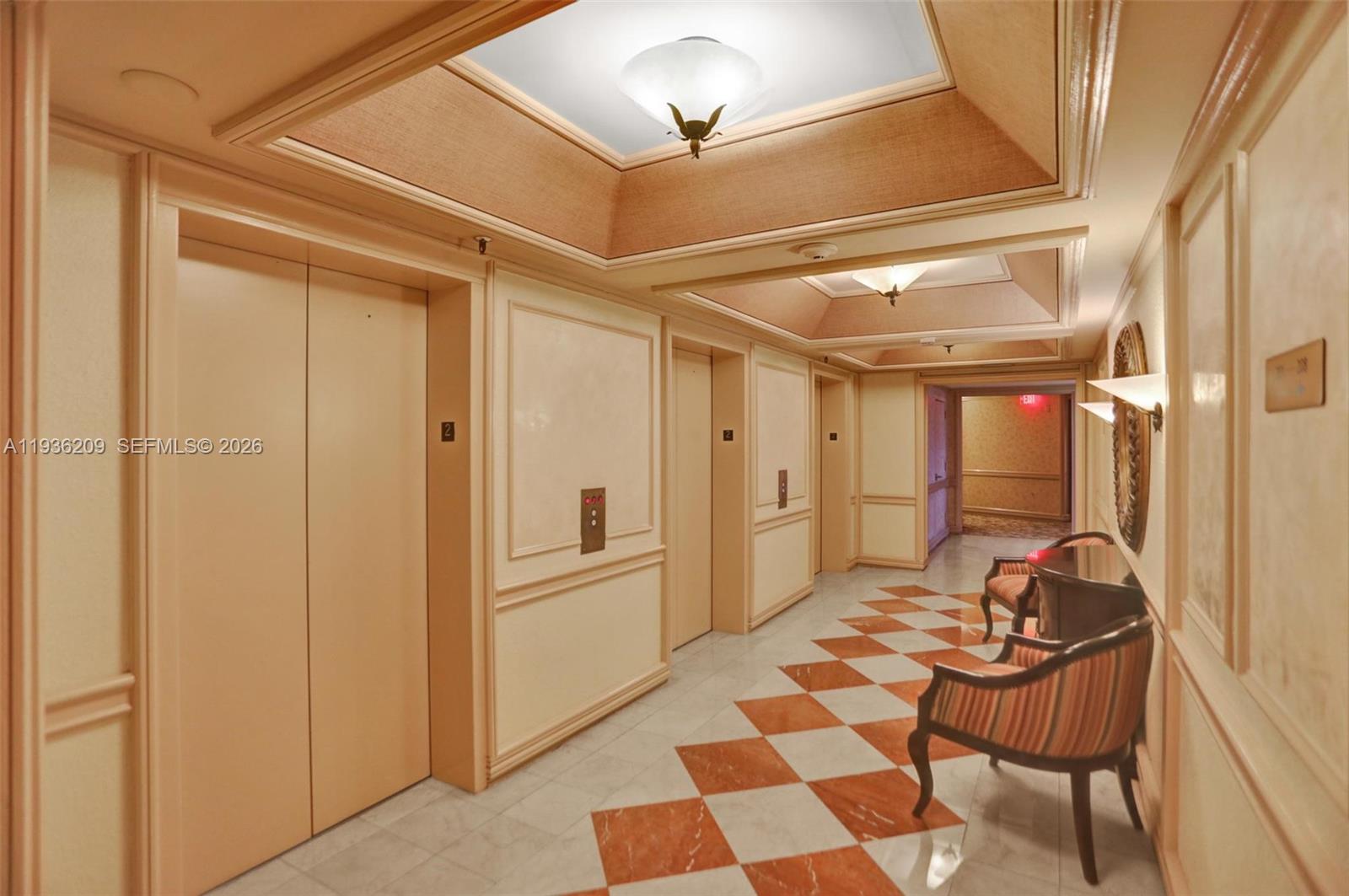 HAMPTONS WEST CONDO - Residential