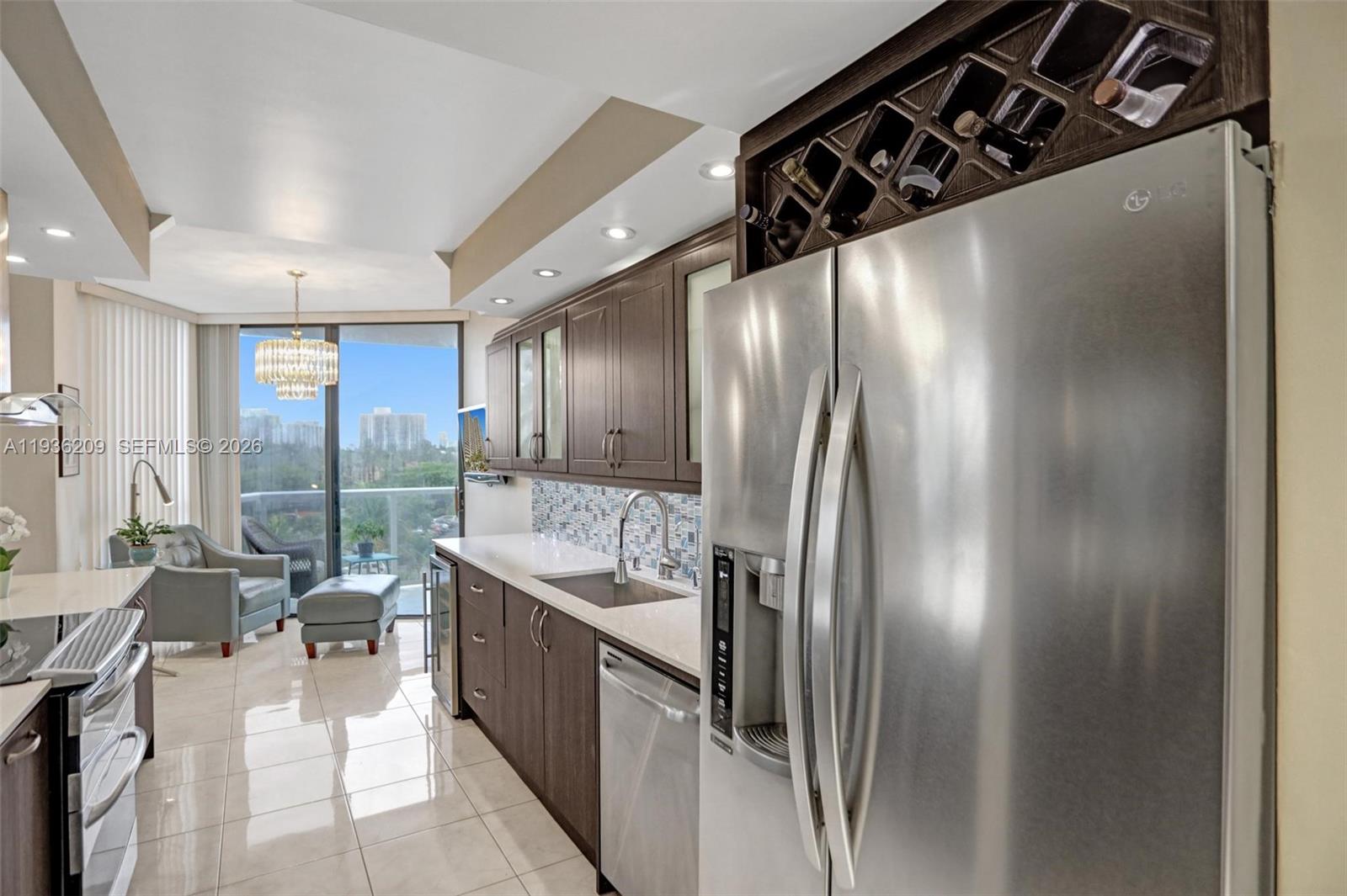 HAMPTONS WEST CONDO - Residential