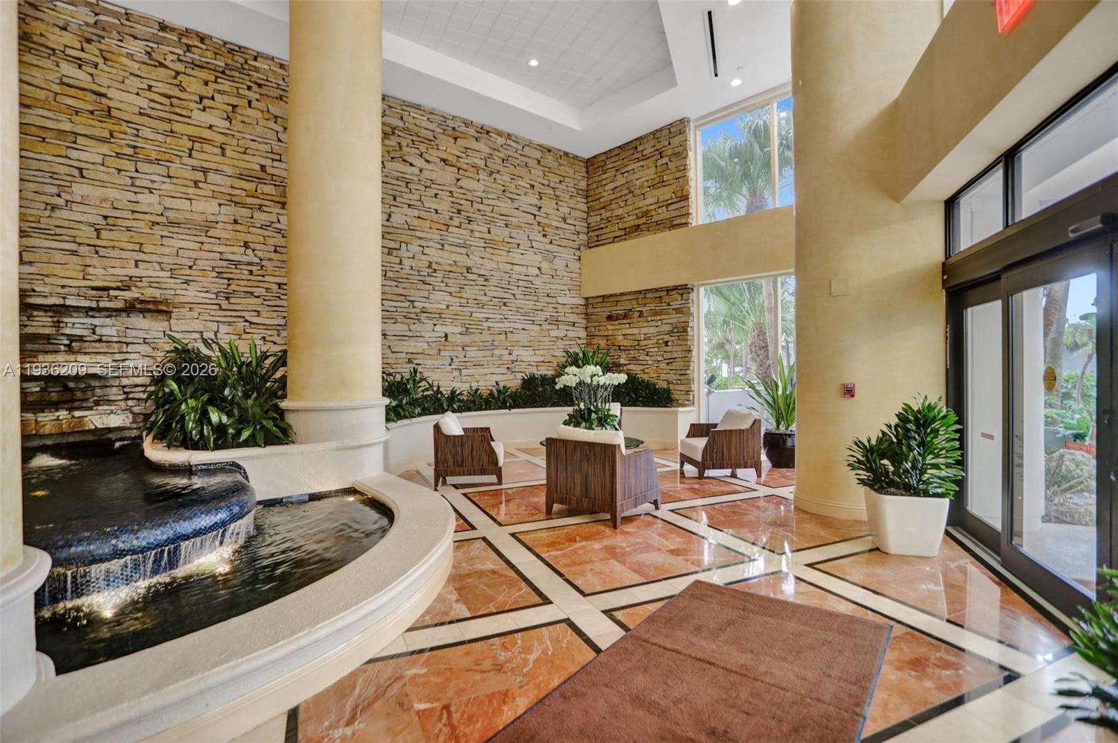 HAMPTONS WEST CONDO - Residential