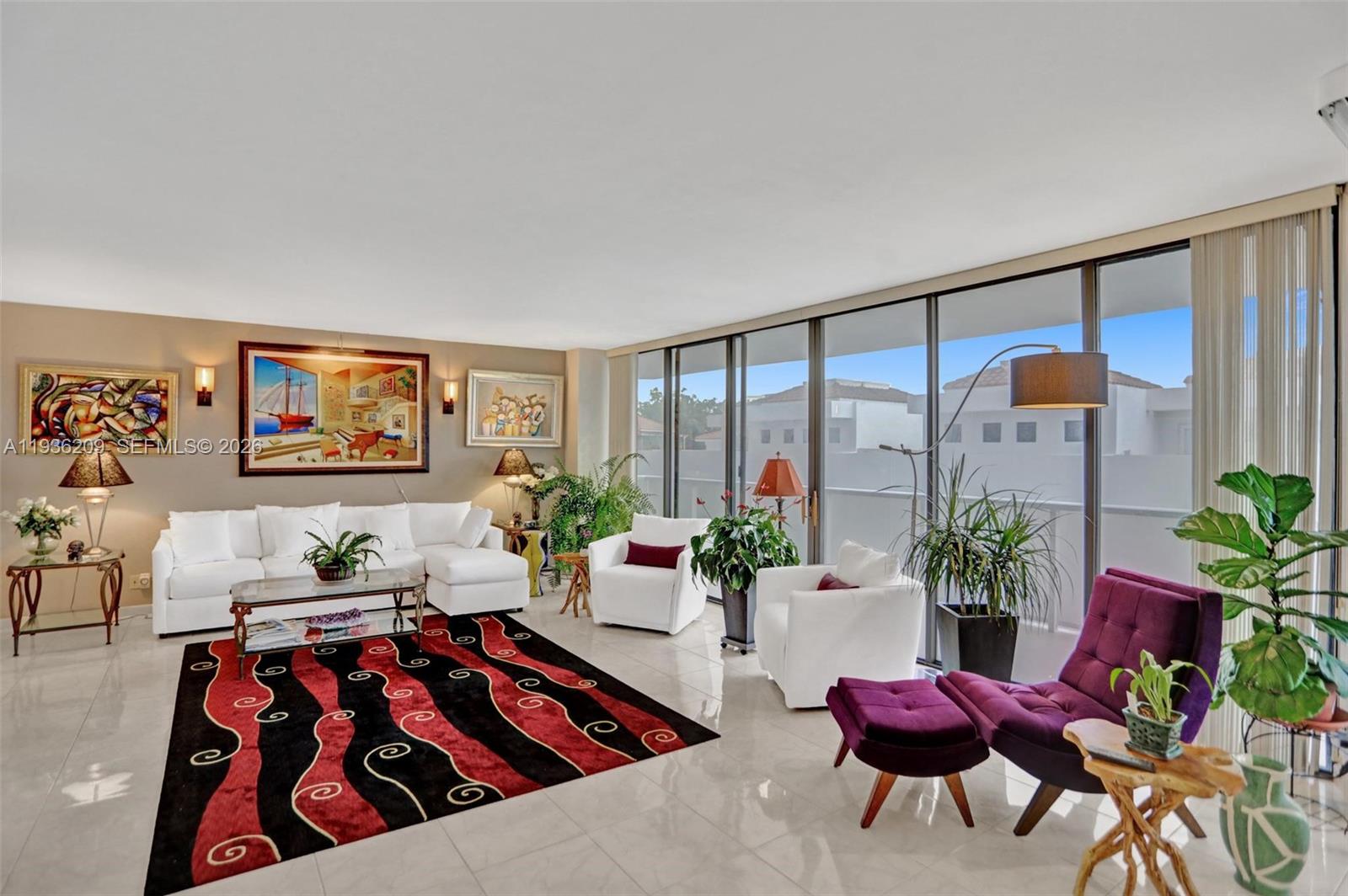 HAMPTONS WEST CONDO - Residential