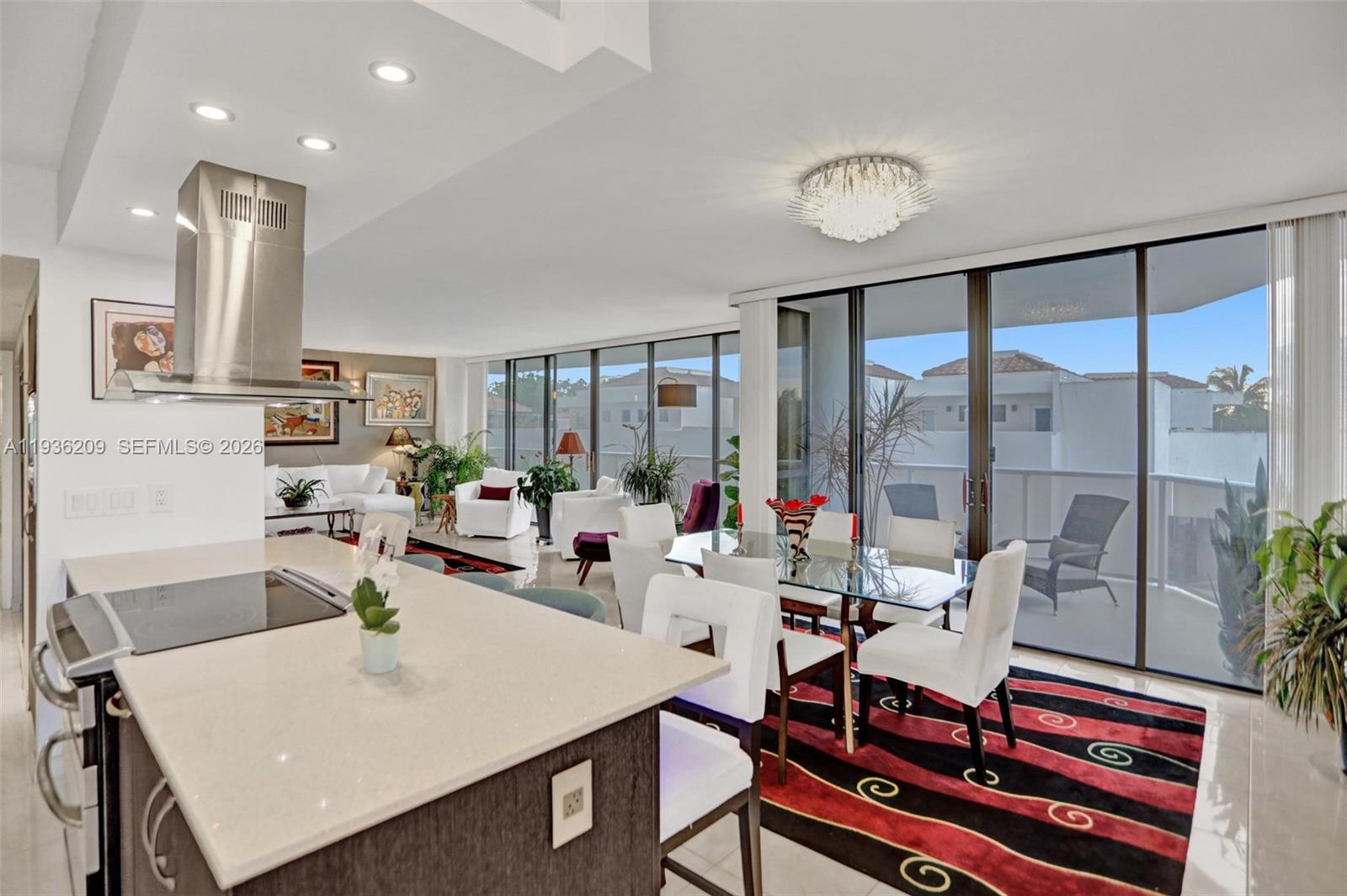 HAMPTONS WEST CONDO - Residential