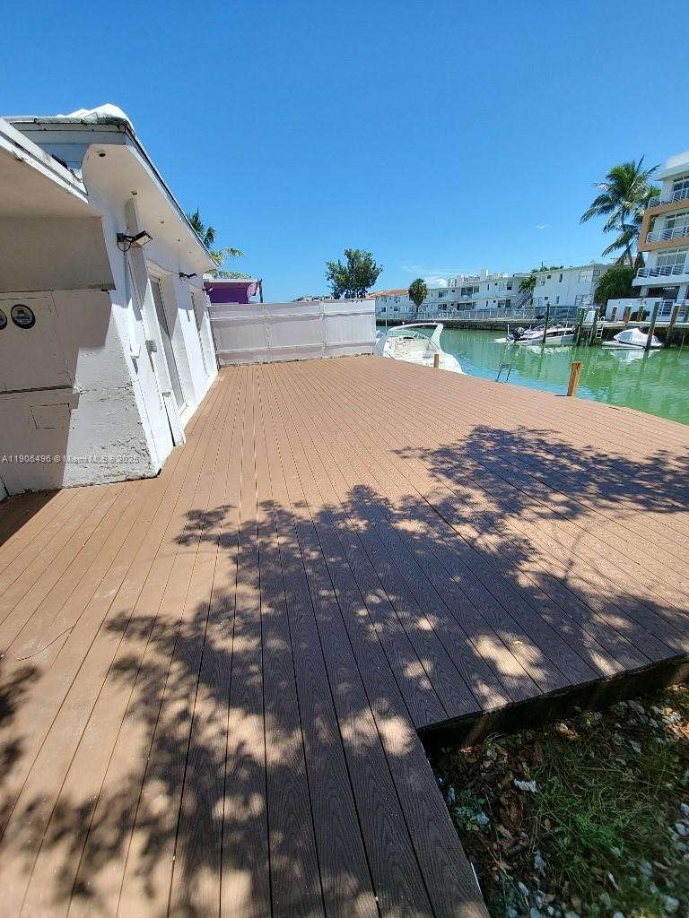 BISCAYNE BEACH RESUB - Residential Lease