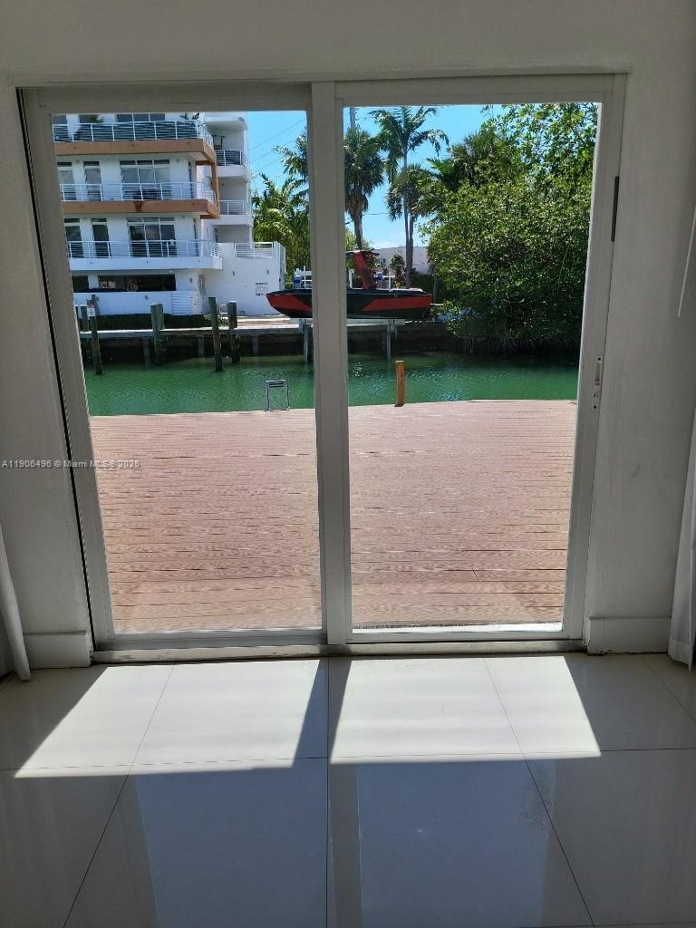 BISCAYNE BEACH RESUB - Residential Lease