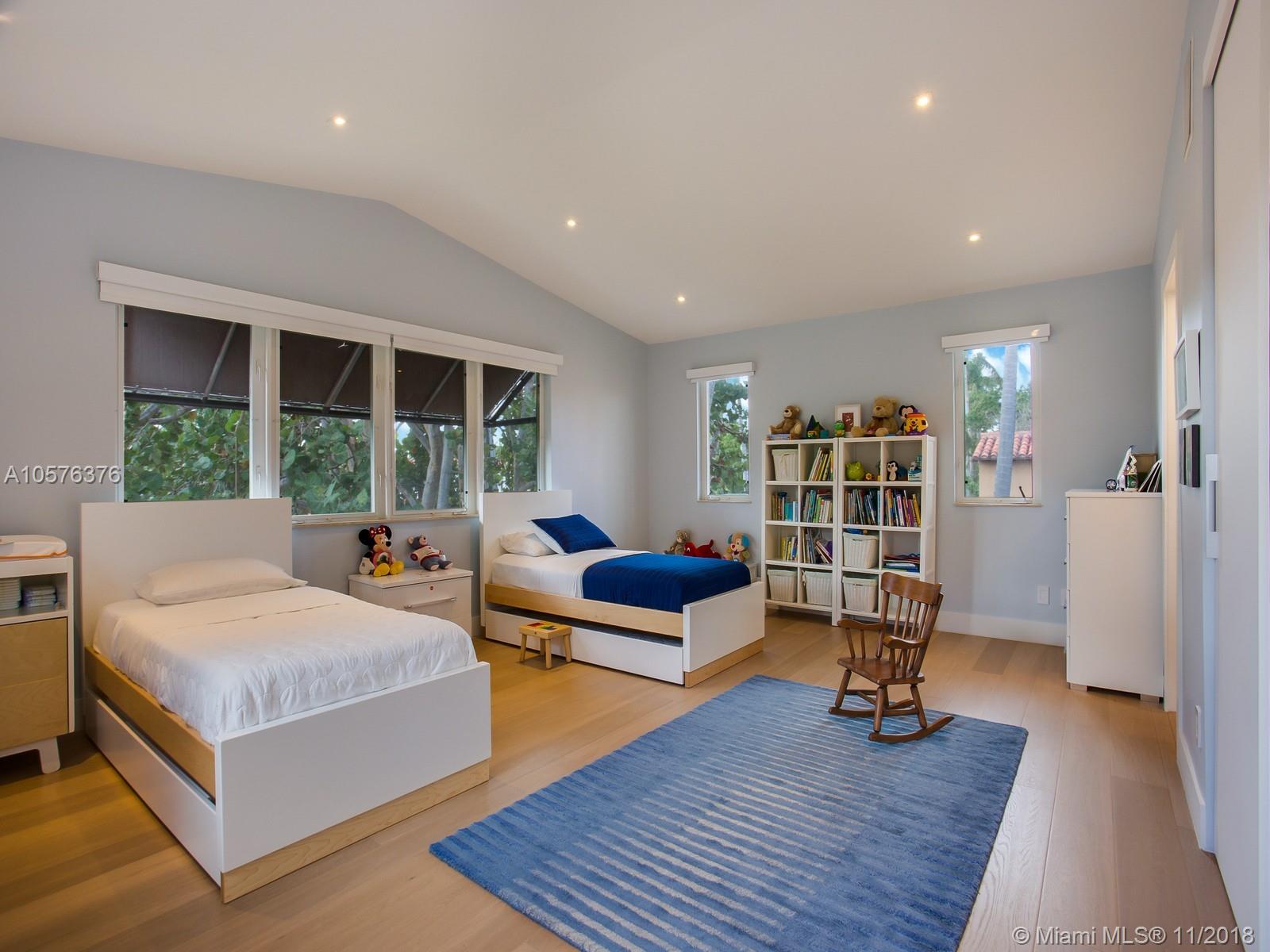 BEACH VIEW ADDN - Residential