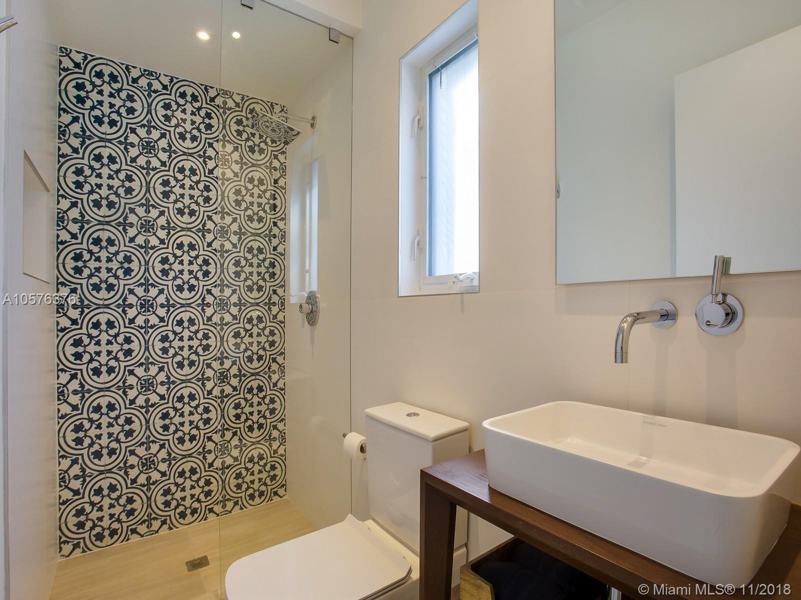 BEACH VIEW ADDN - Residential