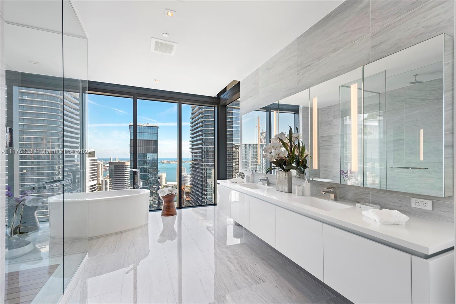 RISE CONDO - Residential