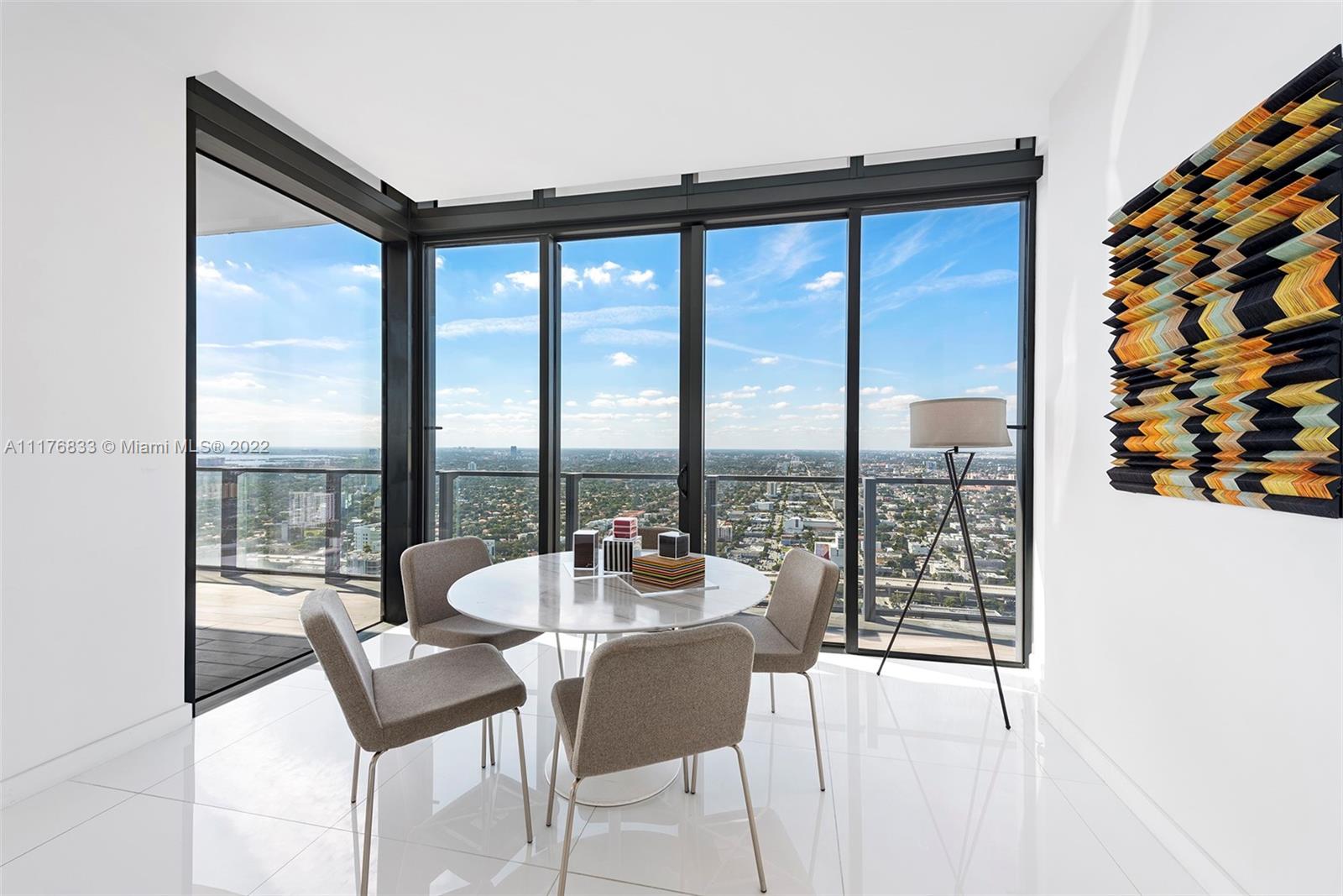 RISE CONDO - Residential