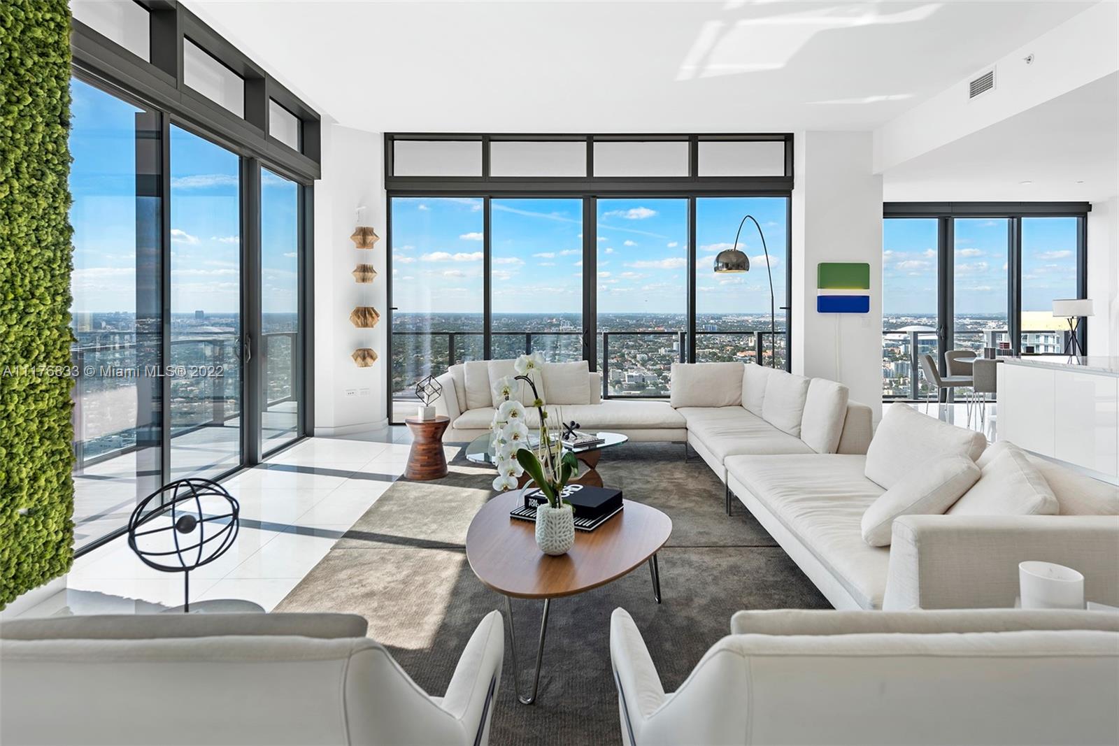 RISE CONDO - Residential