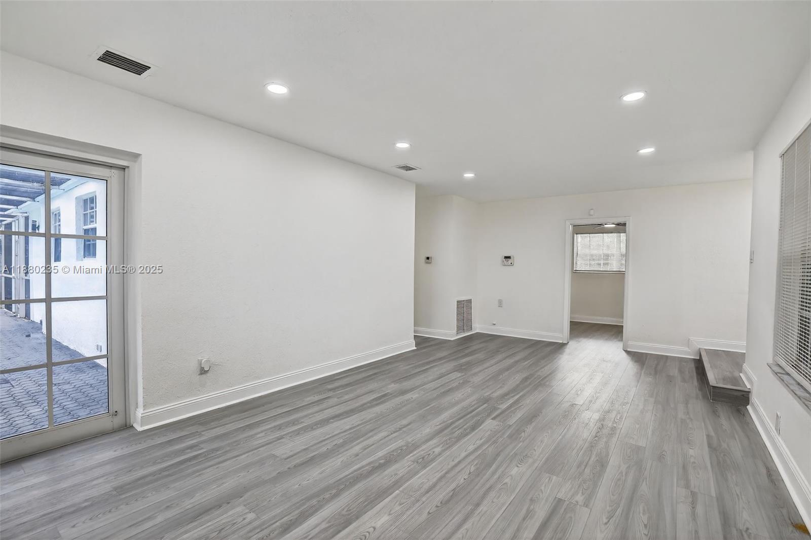 DRIFTWOOD ACRES NO 16 - Residential