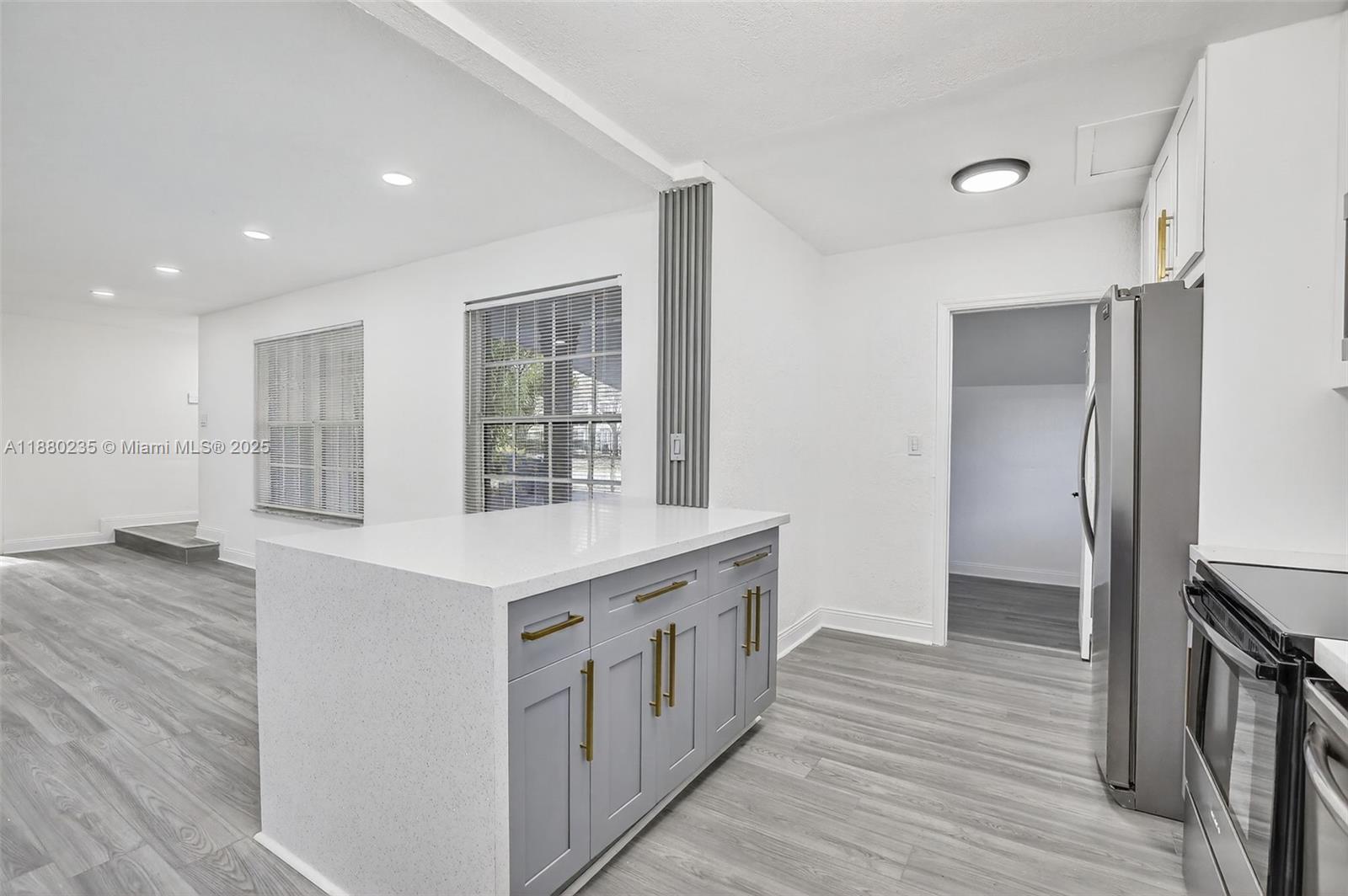 DRIFTWOOD ACRES NO 16 - Residential