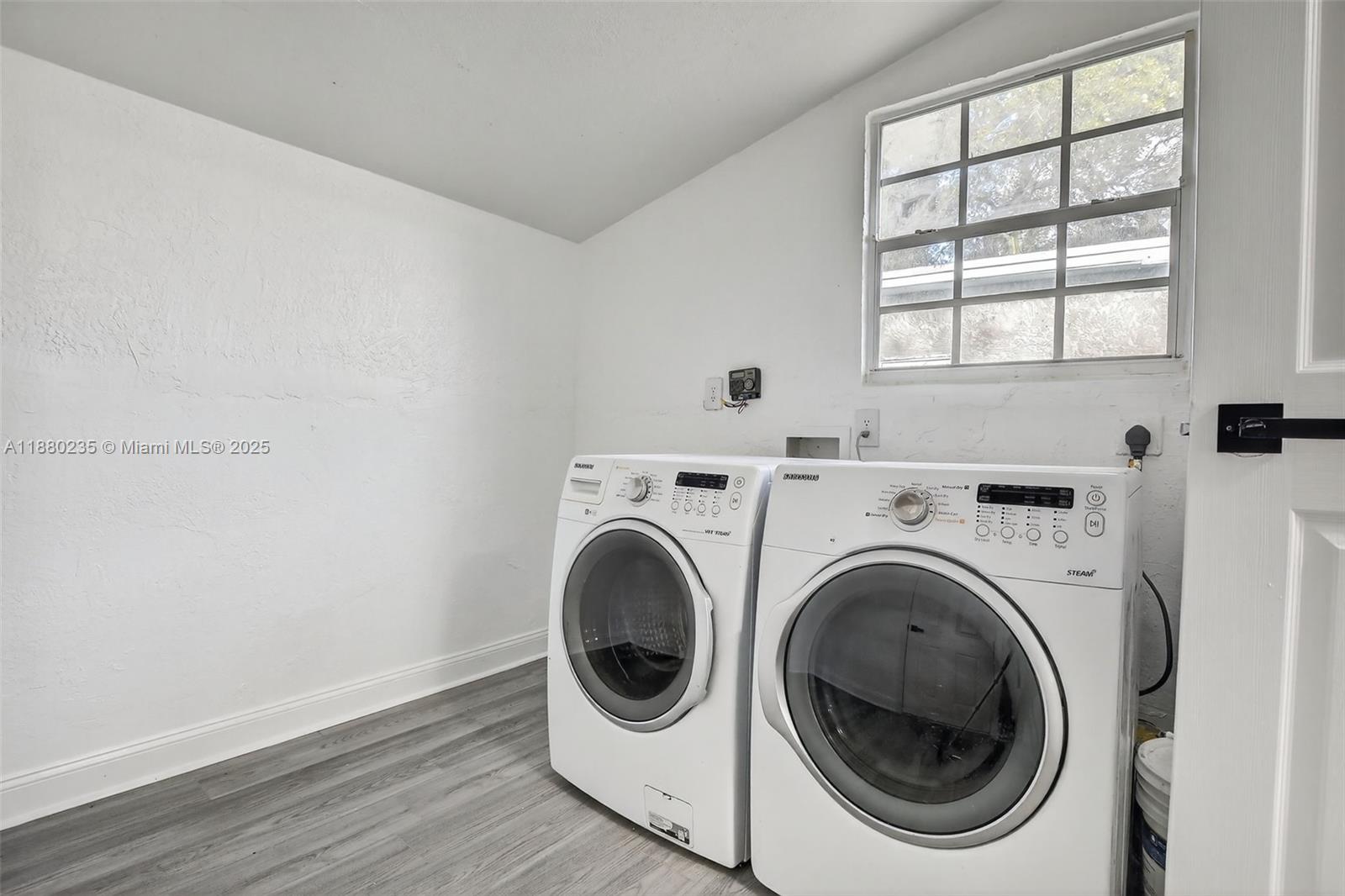 DRIFTWOOD ACRES NO 16 - Residential