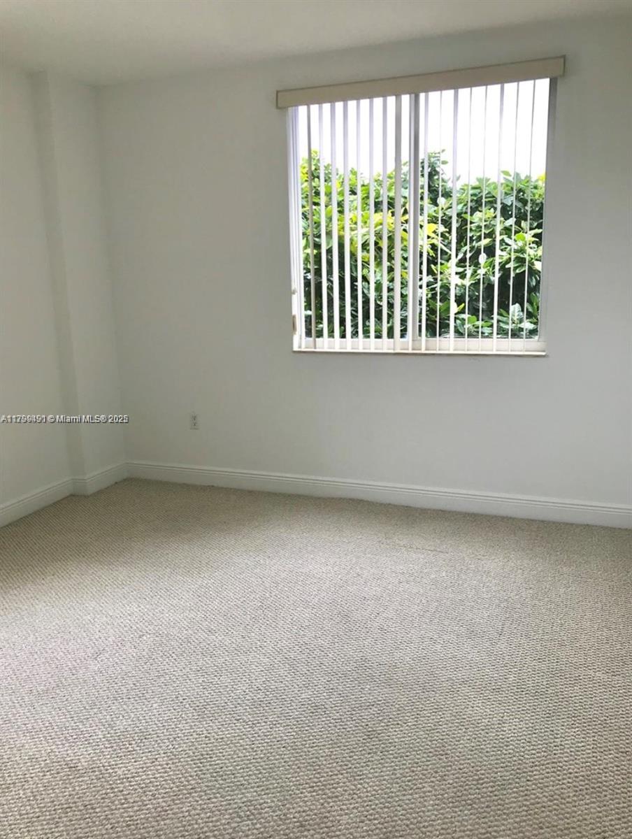 BRICKELL WAY CONDO - Residential