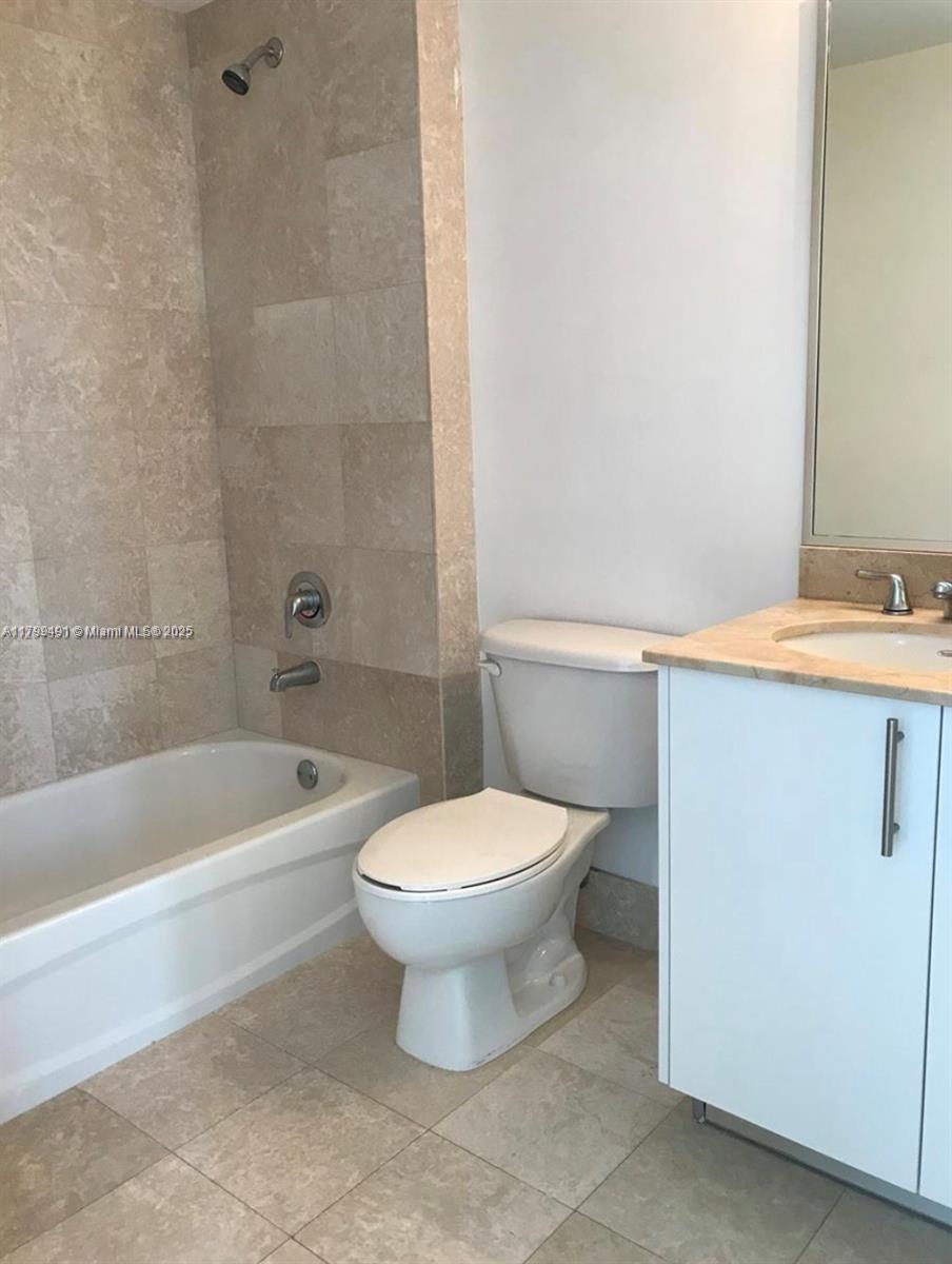 BRICKELL WAY CONDO - Residential