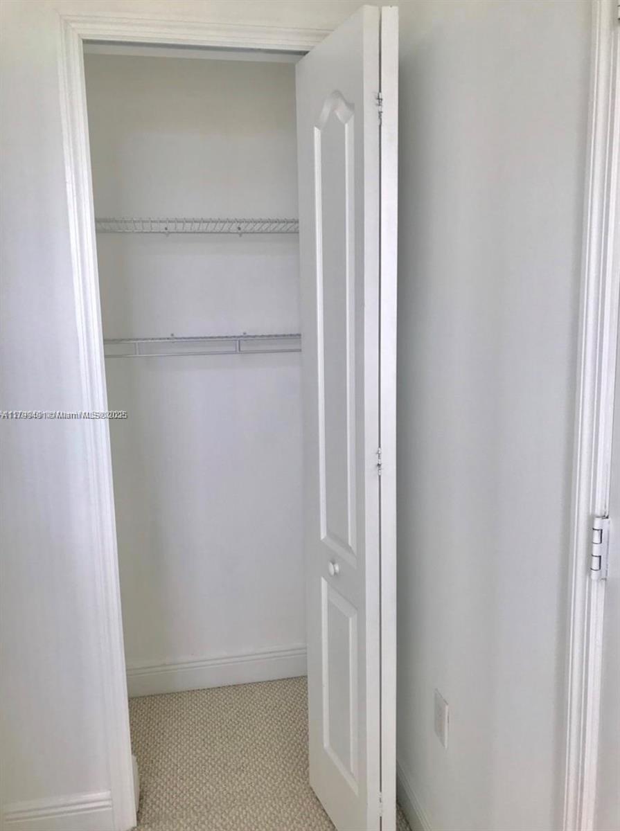 BRICKELL WAY CONDO - Residential