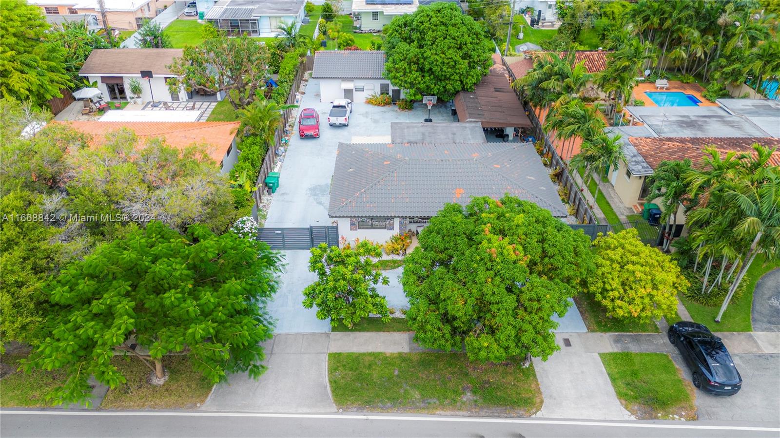 BLUE ROAD TERR - Residential