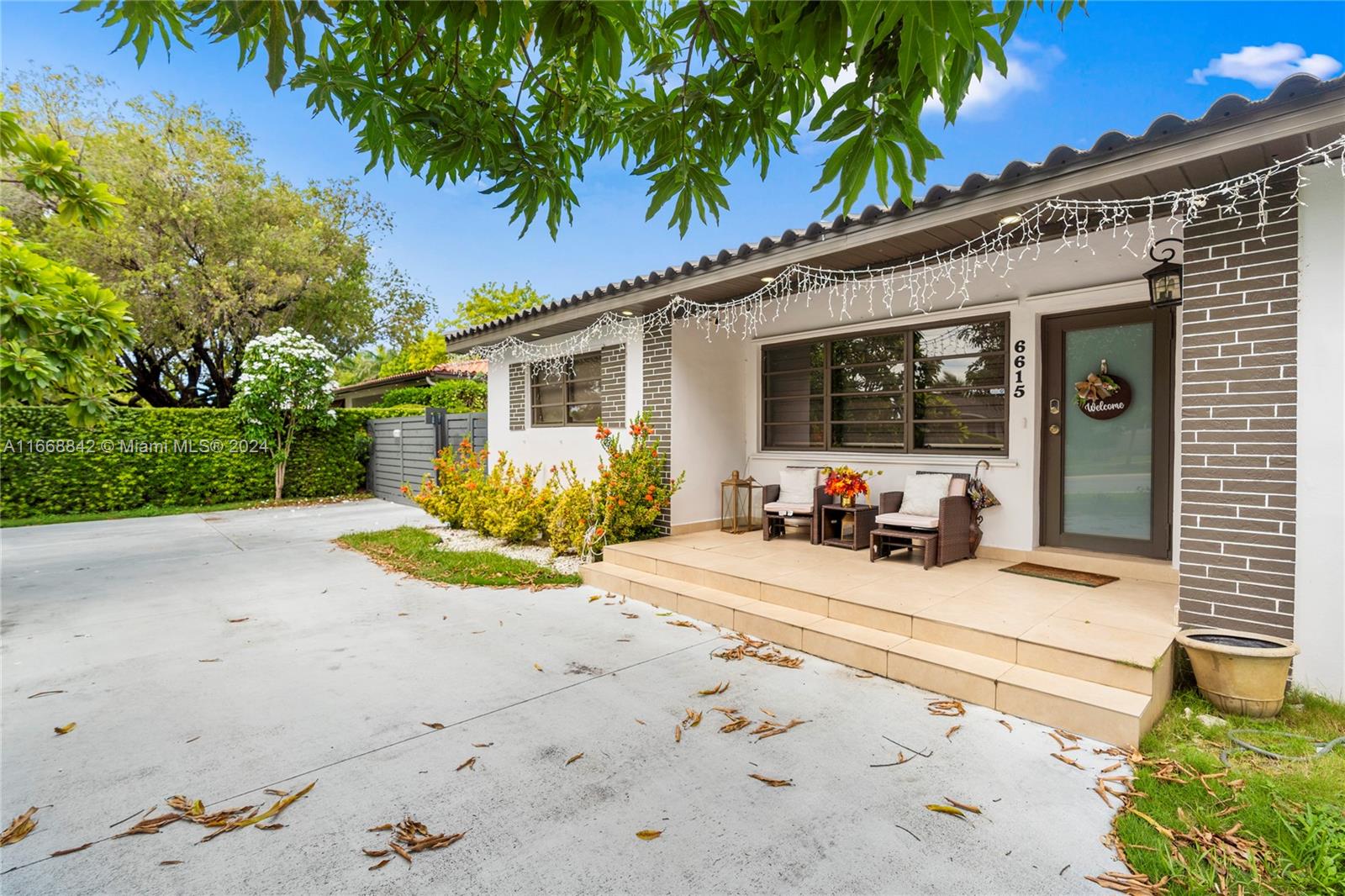BLUE ROAD TERR - Residential