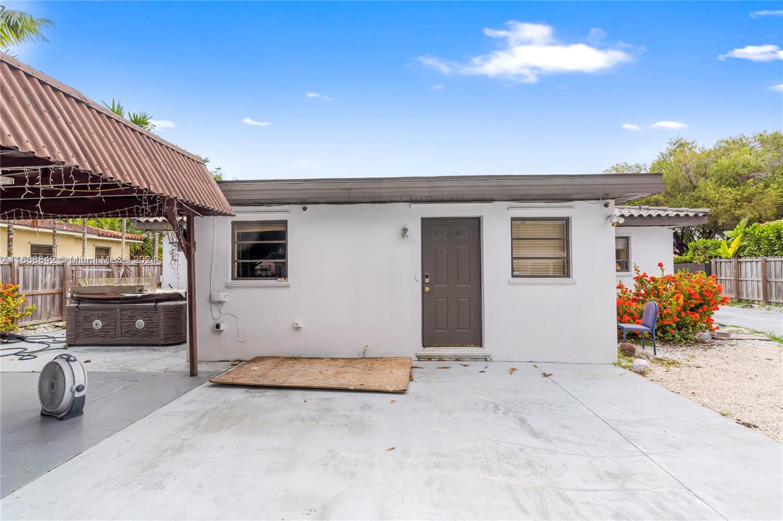 BLUE ROAD TERR - Residential