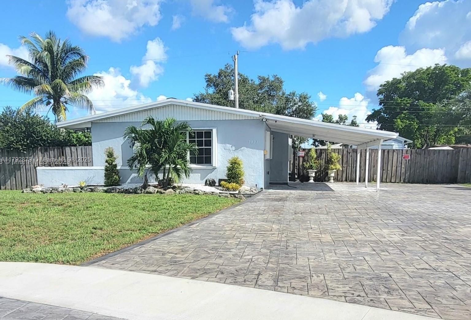 Rental Property at 7031 Taylor St, Hollywood, Broward County, Florida - Bedrooms: 3 
Bathrooms: 1  - $3,300 MO.