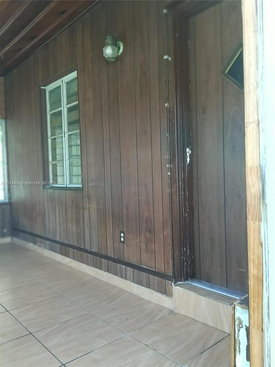 1828 NW 58th St