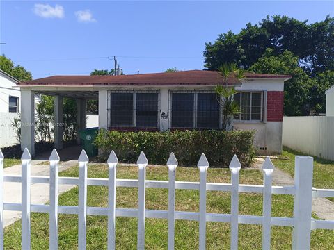 1828 NW 58th St Miami FL 33142