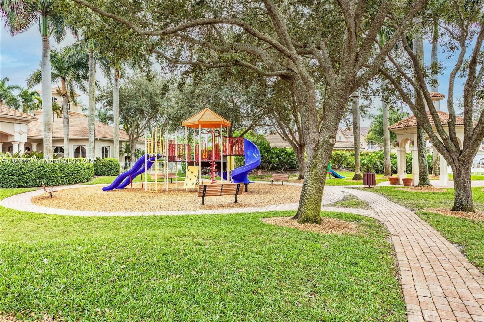 WALNUT CREEK REPLAT NO 1 - Residential