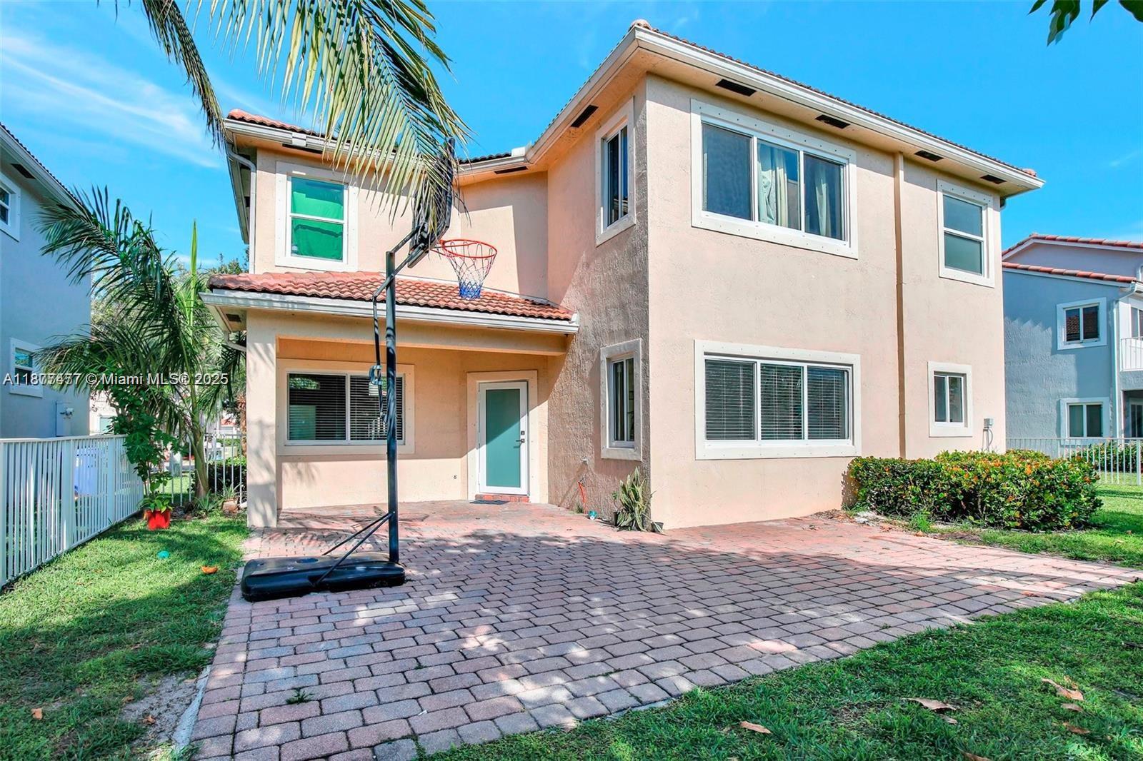 WALNUT CREEK REPLAT NO 1 - Residential