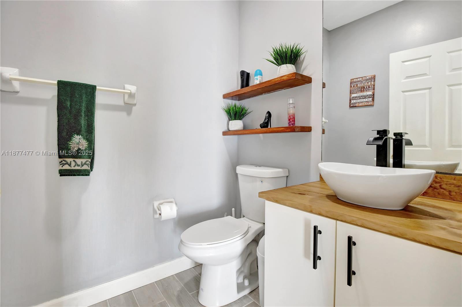 WALNUT CREEK REPLAT NO 1 - Residential