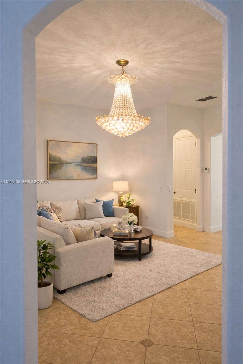 NORTH SHORE VLG - Residential