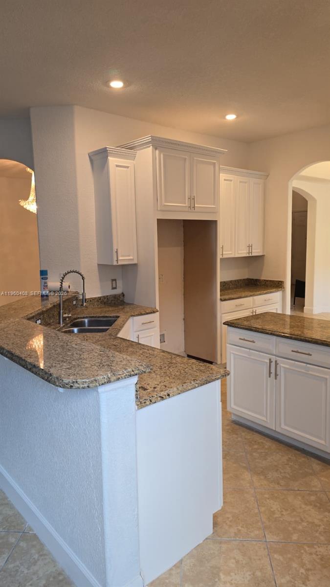 NORTH SHORE VLG - Residential