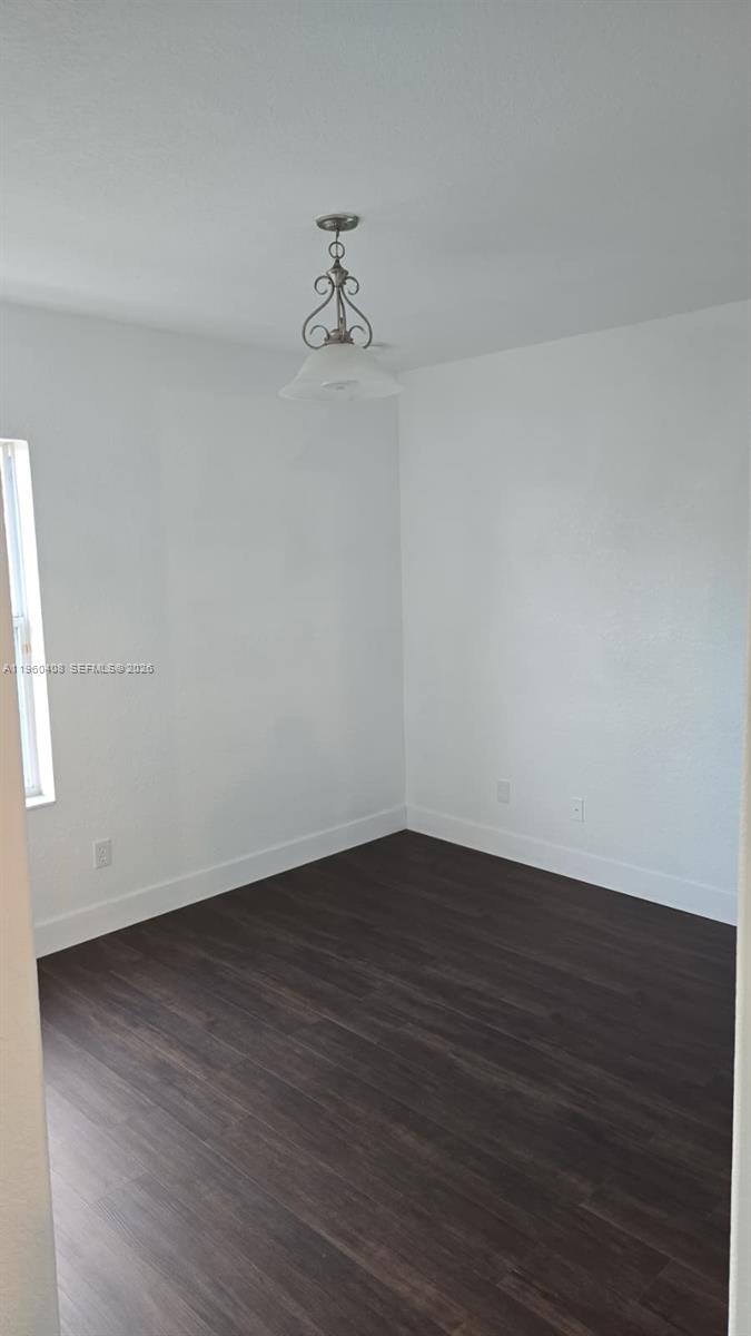 NORTH SHORE VLG - Residential