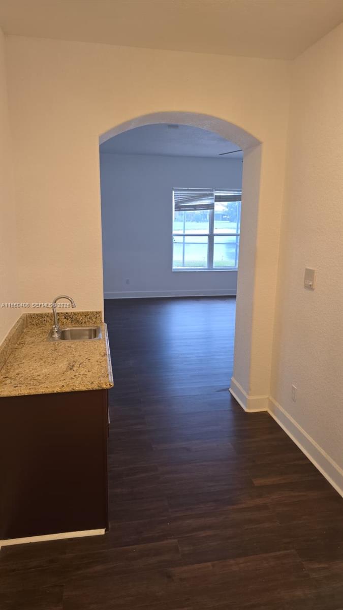 NORTH SHORE VLG - Residential