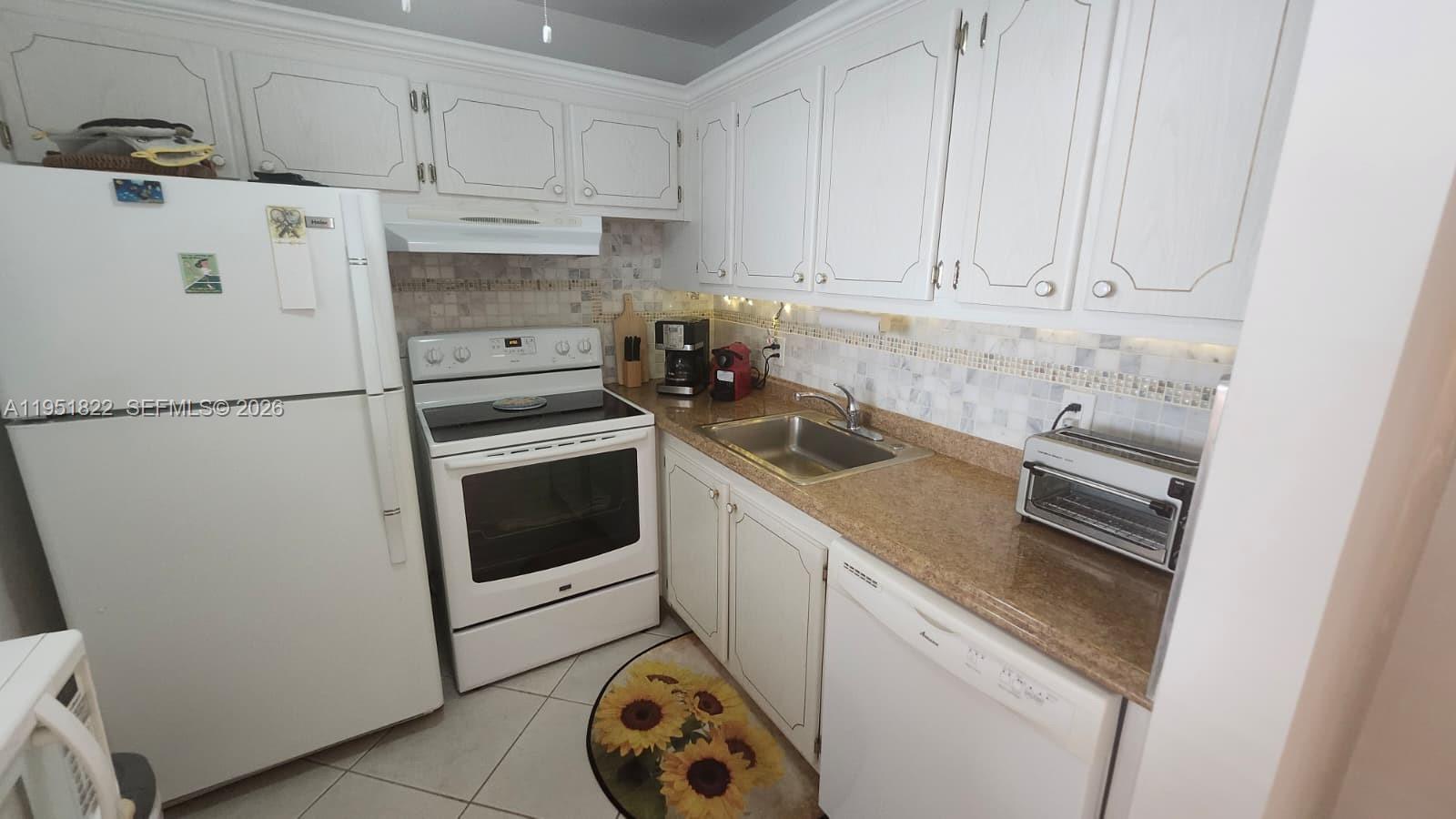 MARKHAM C CONDO - Residential