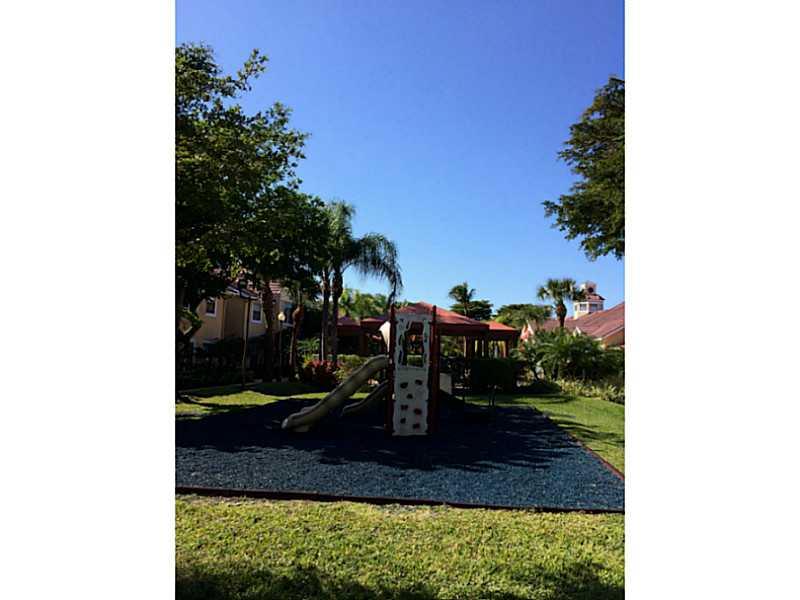 BISCAYNE BEACH CLUB CONDO - Residential Lease