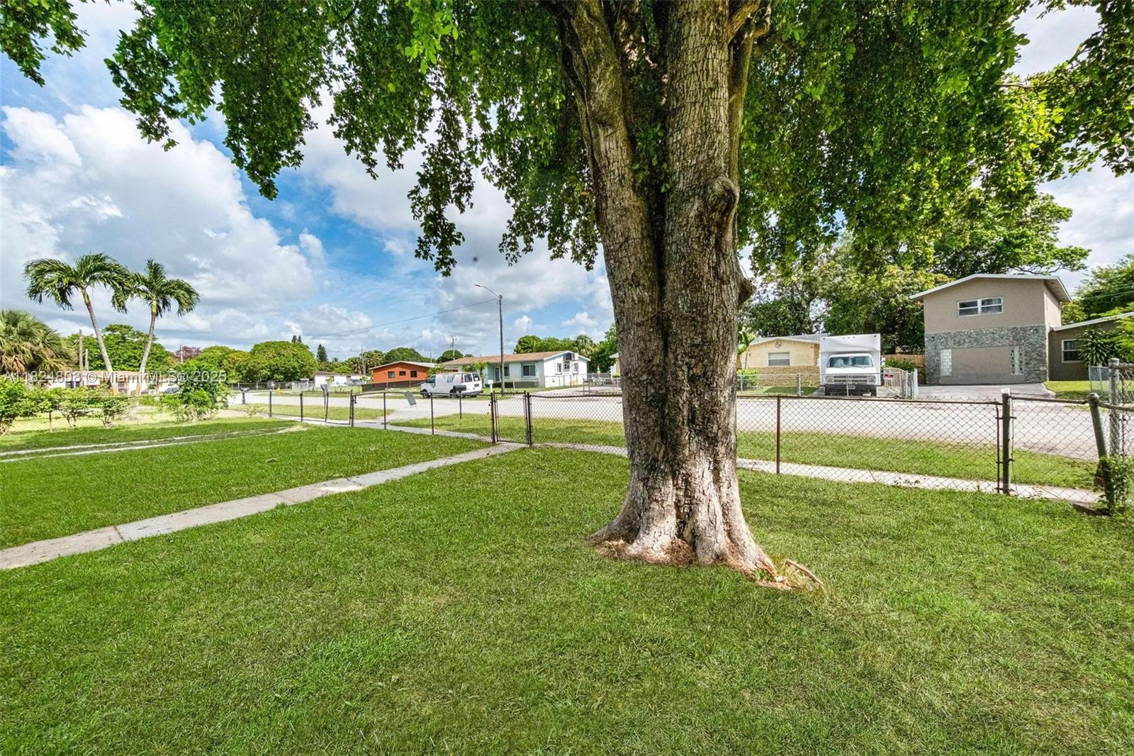 WESTGATE - Residential