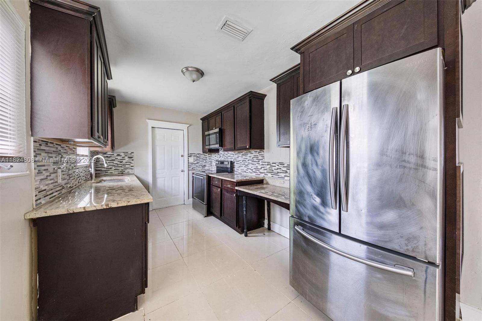 WESTGATE - Residential