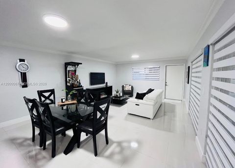 14343 SW 97th Ln Miami FL 33186