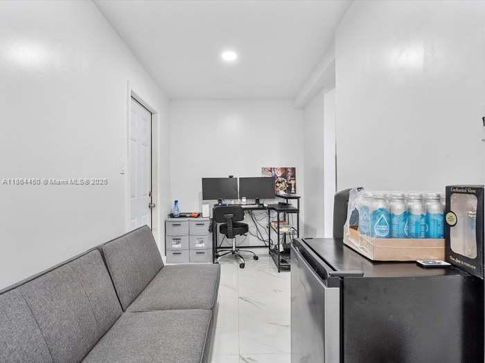 MIAMI GARDENS ESTATES SEC - Residential