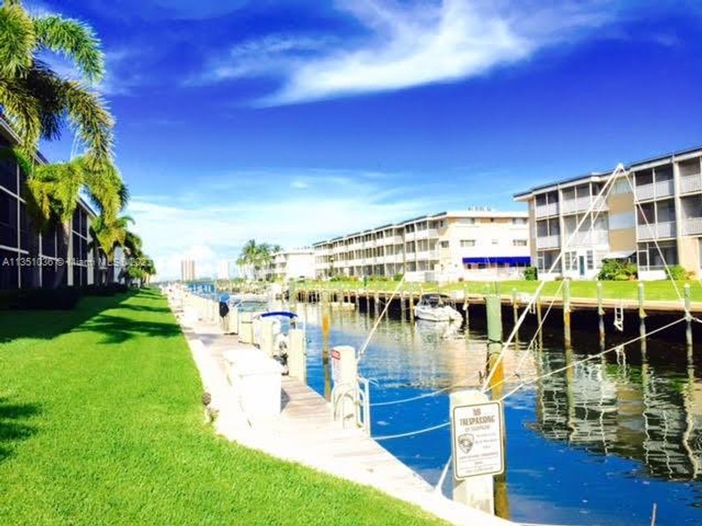 Photo of 236 Castlewood Dr #104, North Palm Beach, FL 33408 (MLS # A11351036)