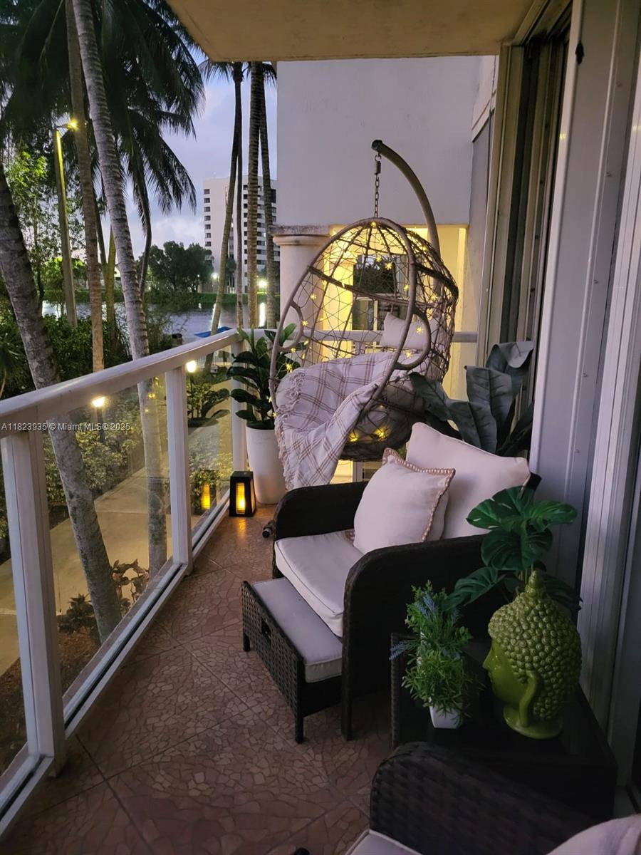 Rental Property at 5099 Nw 7th St 205, Miami, Broward County, Florida - Bedrooms: 2 
Bathrooms: 1  - $2,600 MO.