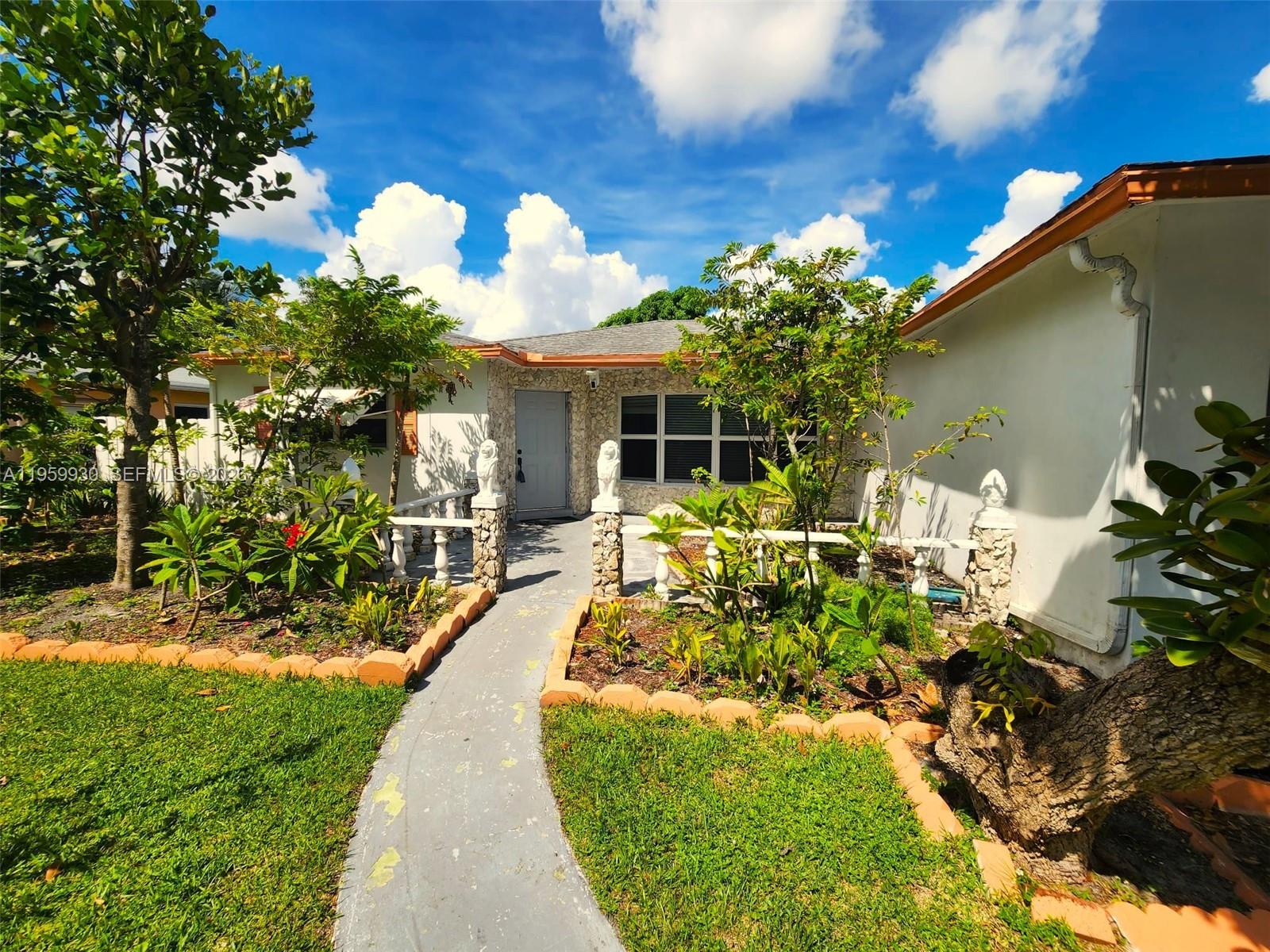 OAKLAND HILLS 4TH SEC - Residential