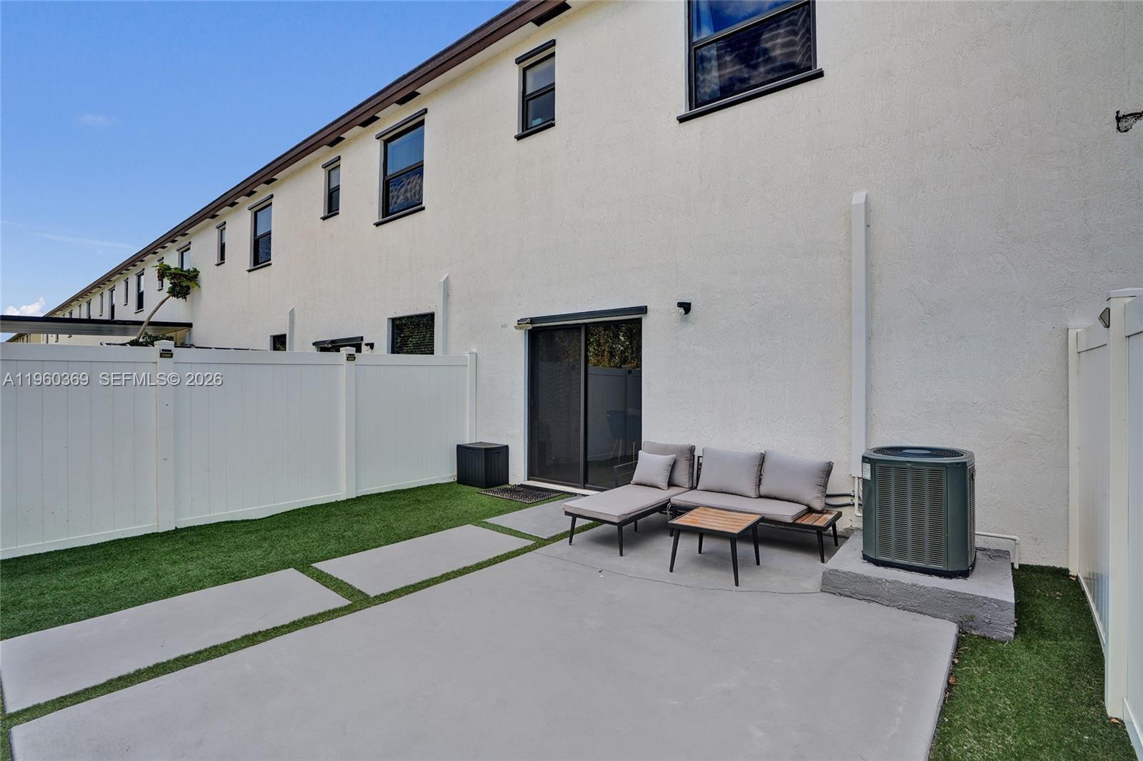 AQUABELLA NORTH REPLAT - Residential