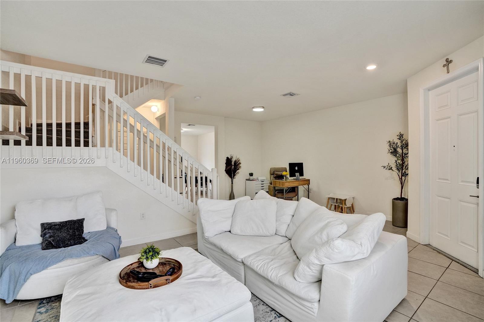 AQUABELLA NORTH REPLAT - Residential