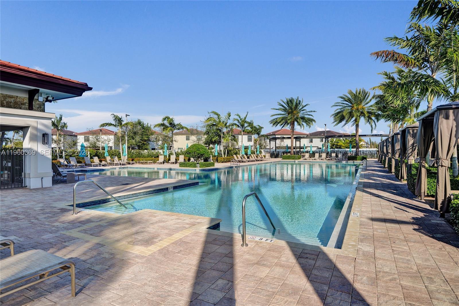 AQUABELLA NORTH REPLAT - Residential