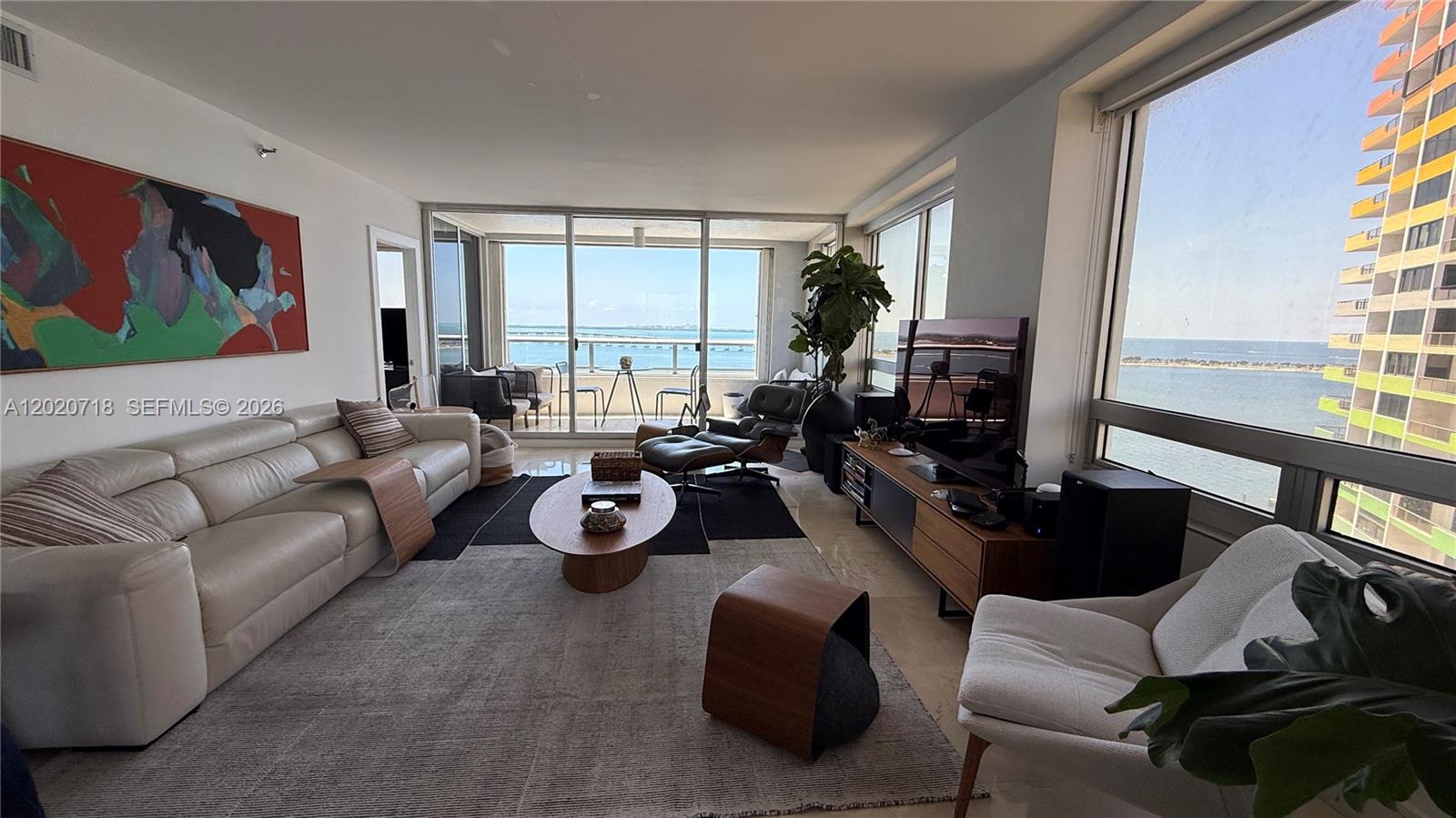 View photos, virtual tours, details... 1541 Brickell Ave A1801