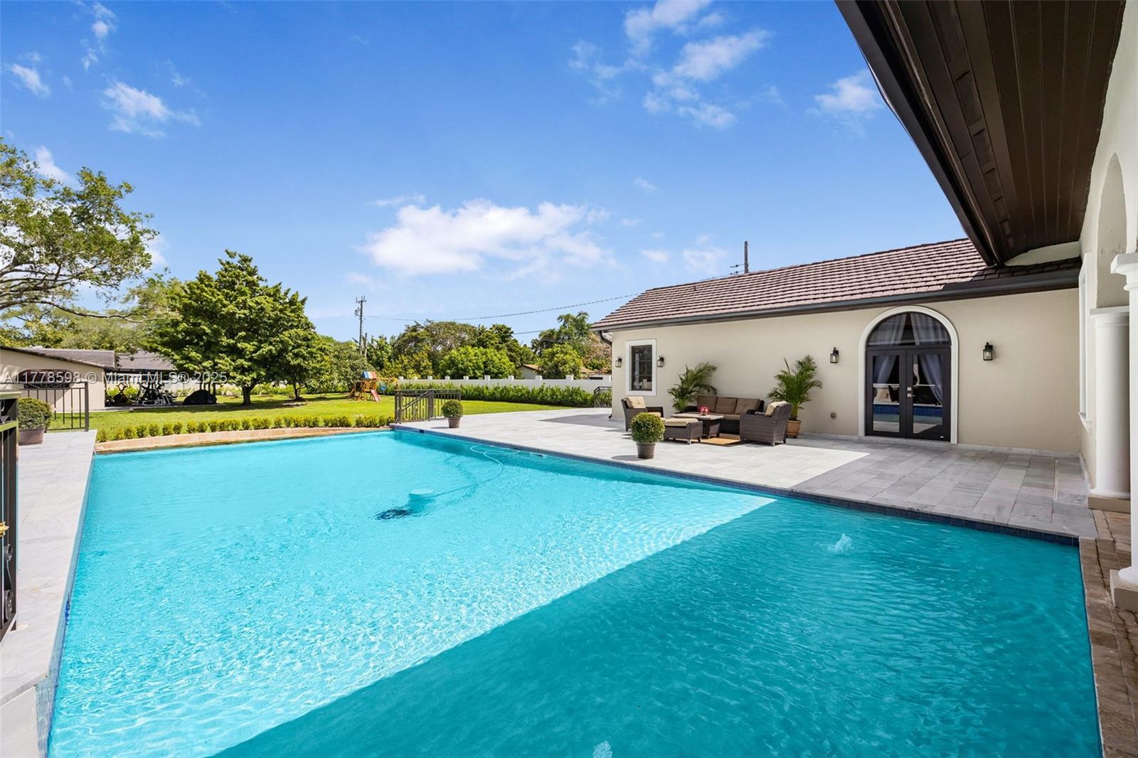 KILLIAN DRIVE ESTATES - Residential