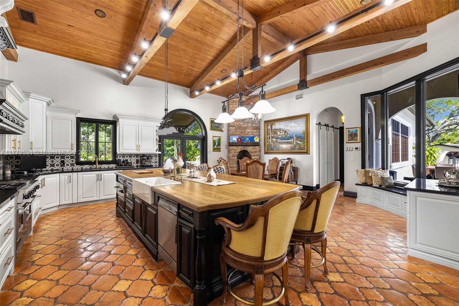 KILLIAN DRIVE ESTATES - Residential