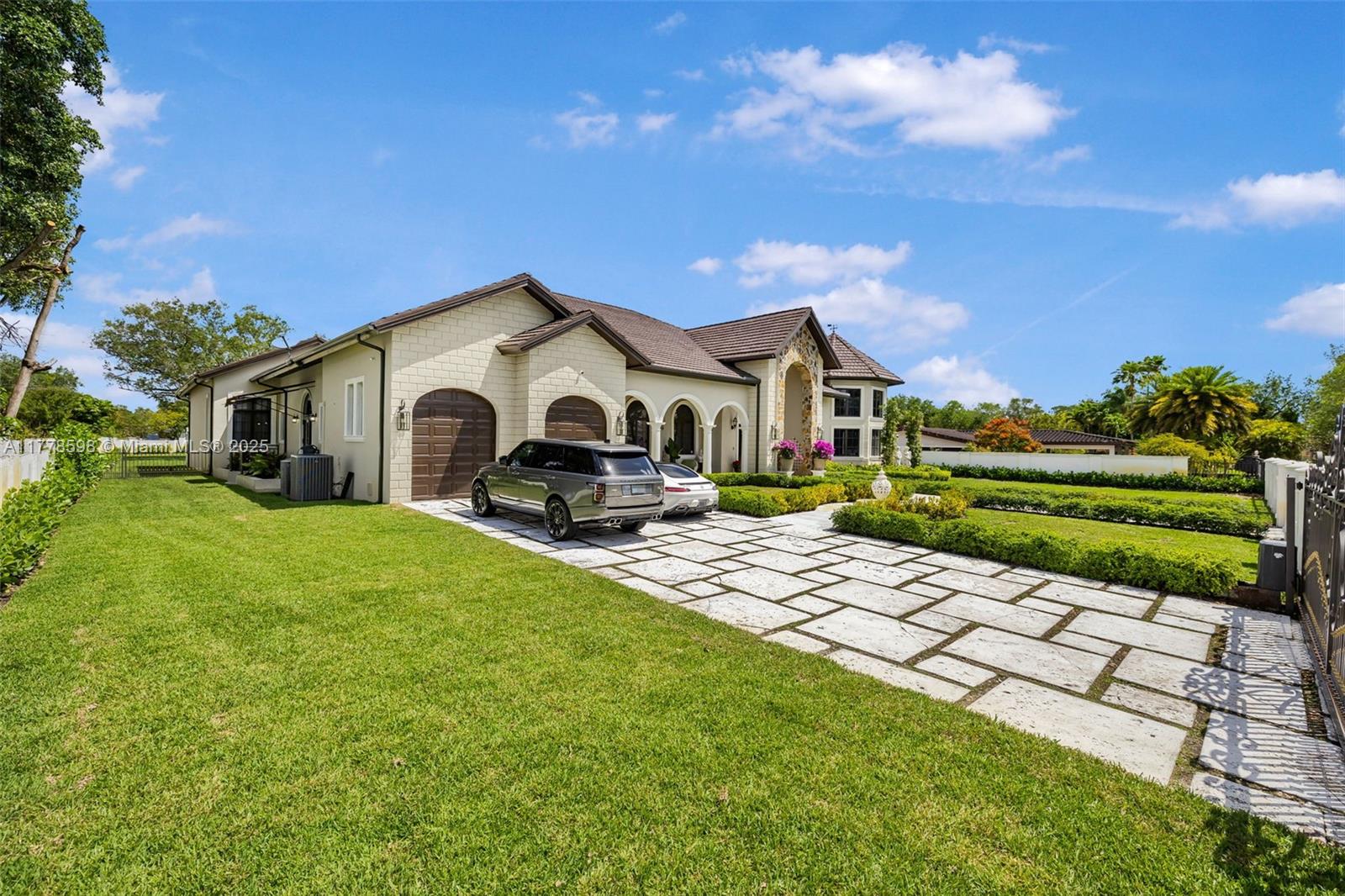 KILLIAN DRIVE ESTATES - Residential