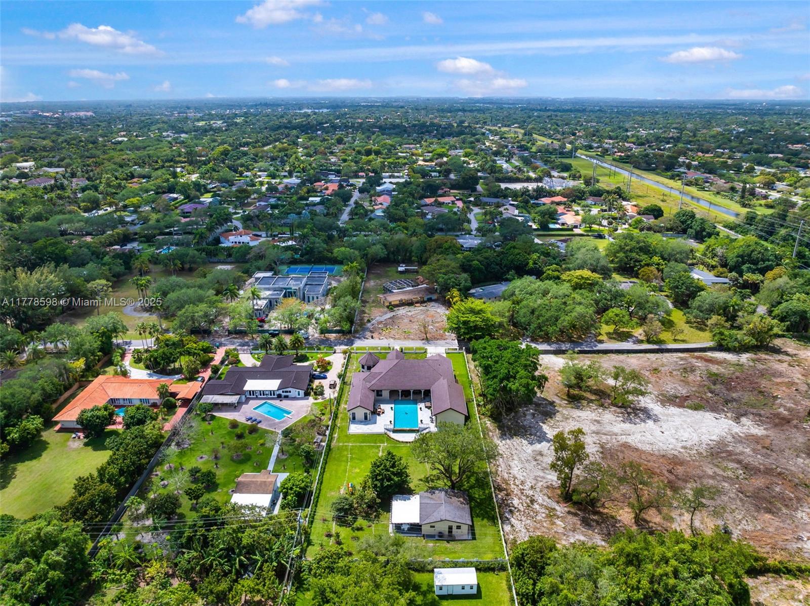 KILLIAN DRIVE ESTATES - Residential