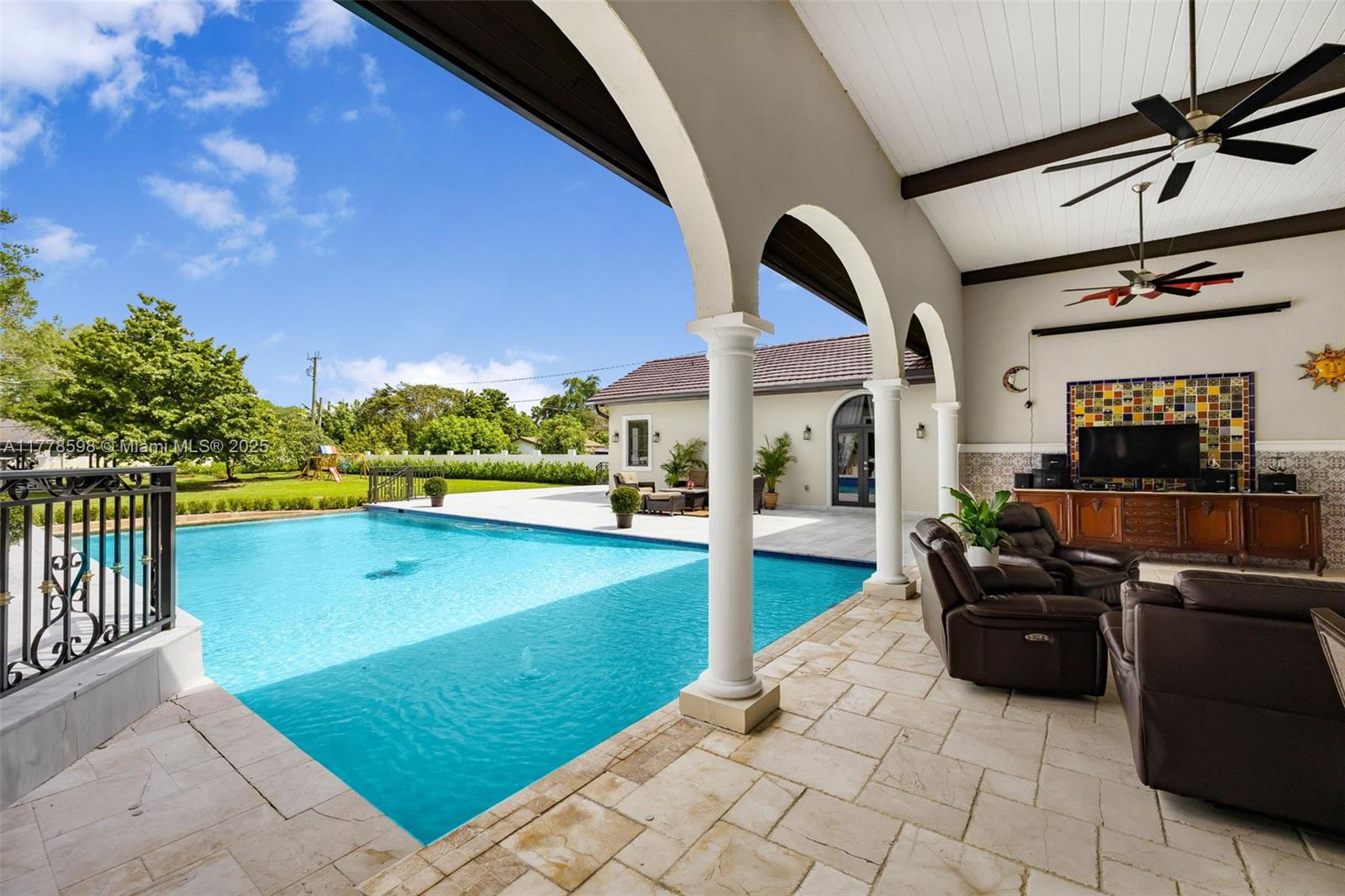 KILLIAN DRIVE ESTATES - Residential