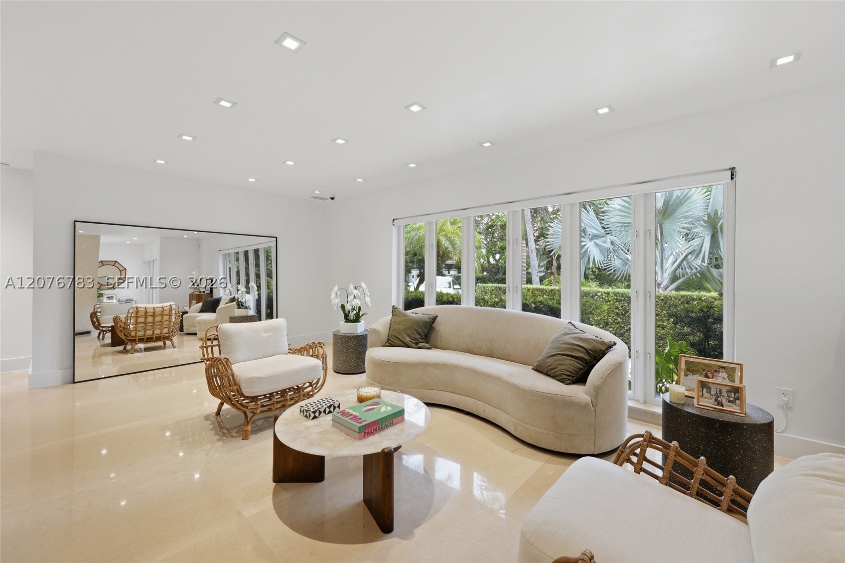 571 S Mashta Dr